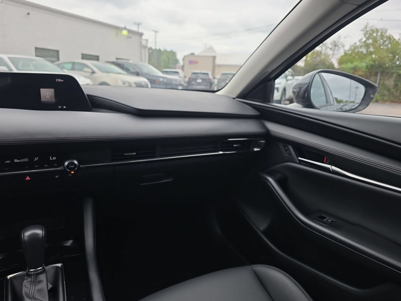 Used 2024 MAZDA MAZDA3 s FWD image 22