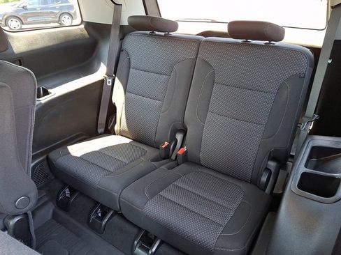 Used 2023 GMC Acadia SLE w/ Driver Convenience Package AWD/4WD image 11