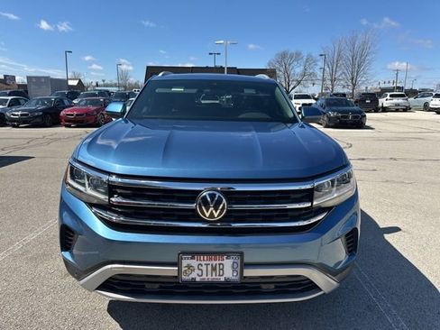 Used 2020 Volkswagen Atlas Cross Sport SEL image 2