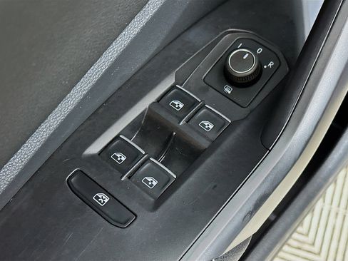 Used 2024 Volkswagen Jetta S image 17