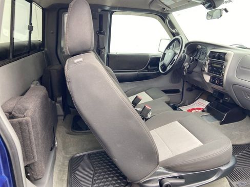 Used 2011 Ford Ranger XLT image 7