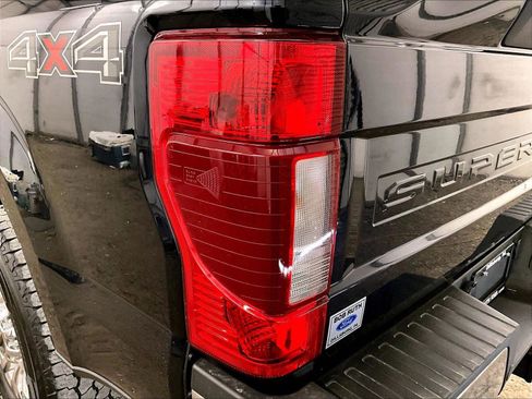 Used 2022 Ford F350 XLT w/ XLT Premium Package AWD/4WD image 28