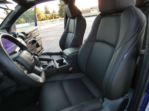 Used 2025 Toyota Tacoma TRD Off-Road w/ TRD Off Road Upgrade Package image 59