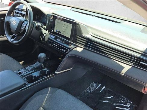 Used 2025 Toyota Camry LE FWD image 27