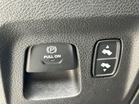 Used 2021 RAM 1500 Lone Star image 28