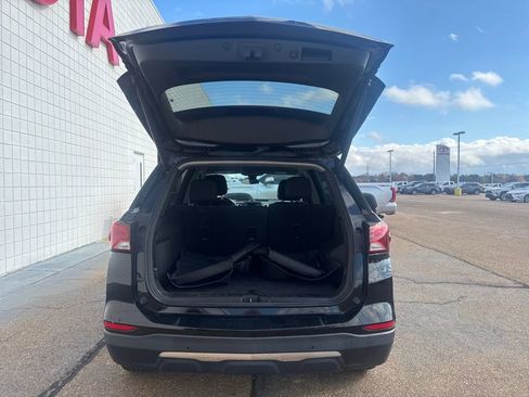 Used 2022 Chevrolet Equinox LT image 29
