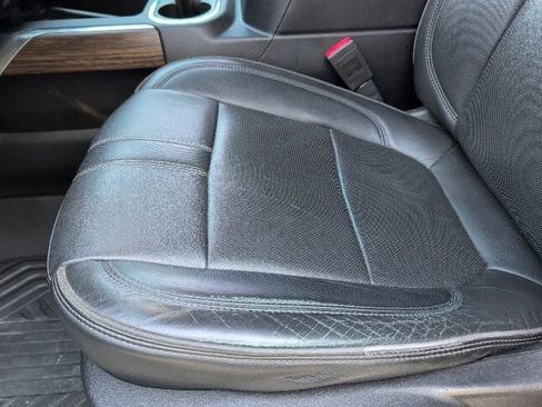 Used 2020 Chevrolet Silverado 2500 High Country w/ Z71 Off-Road Package image 12