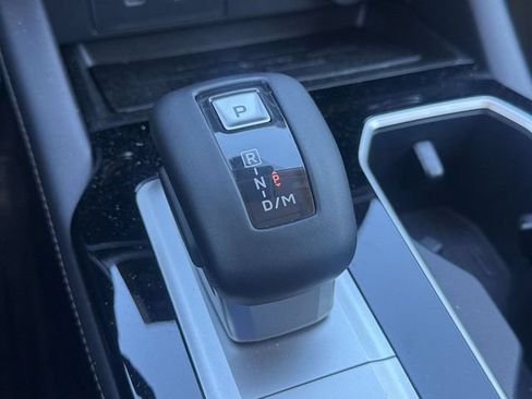 Used 2025 Mitsubishi Outlander SEL FWD image 24