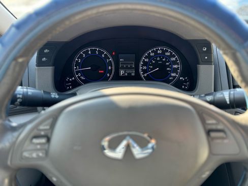Used 2013 INFINITI G37 x w/ Premium Pkg image 15