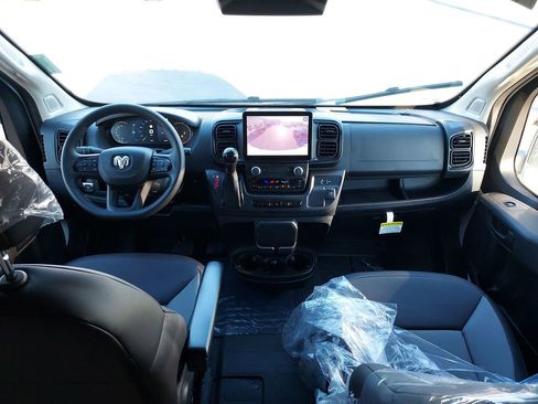New 2026 RAM ProMaster 2500 w/ Premium Convenience Group FWD image 10