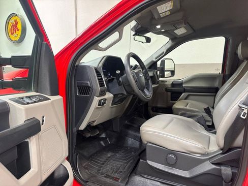 Used 2022 Ford F550 4x4 Crew Cab Super Duty w/ Power Equipment Group image 12