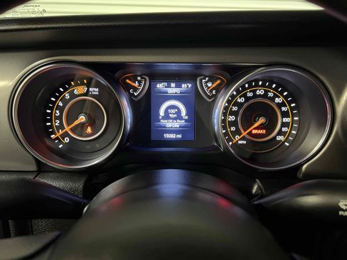Used 2023 Jeep Wrangler Sport AWD/4WD image 7