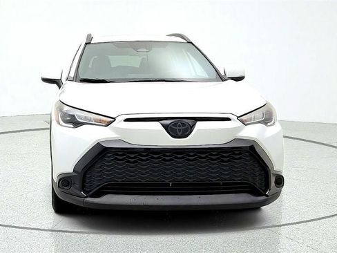 Used 2023 Toyota Corolla Cross AWD Hybrid image 2