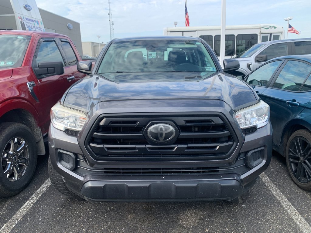 Used 2018 Toyota Tacoma SR w/ SR Convenience Package AWD/4WD image 6