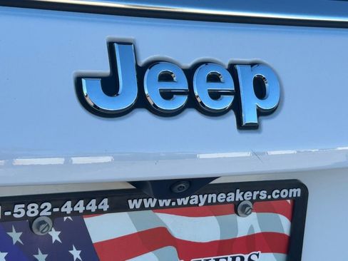 Used 2024 Jeep Compass Limited image 21