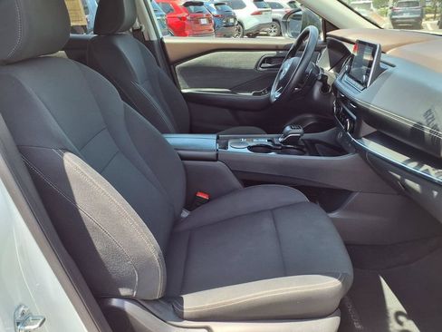 Used 2023 Nissan Rogue S FWD image 13