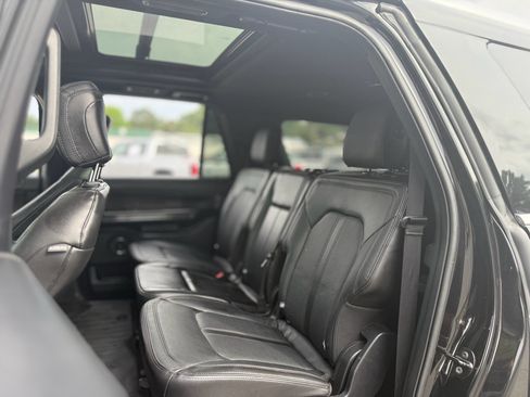 Used 2020 Ford Expedition Max Limited RWD image 31