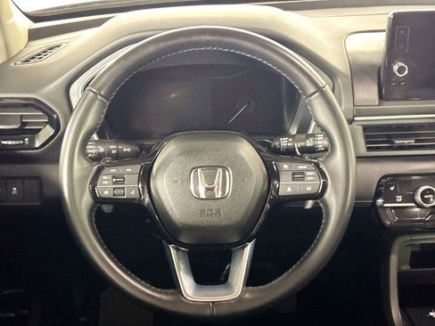 Used 2025 Honda Pilot EX-L image 13