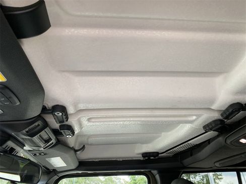 New 2025 Jeep Wrangler Sport S image 31