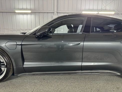 Used 2020 Porsche Taycan Turbo S AWD/4WD image 18