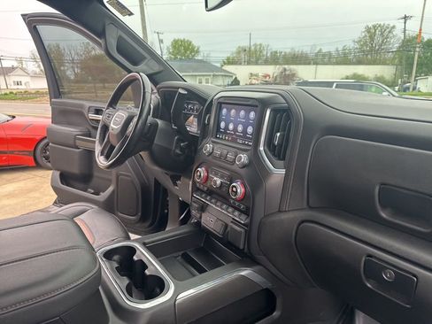 Used 2023 GMC Sierra 2500 AT4 w/ Gooseneck/5TH Wheel Package AWD/4WD image 38