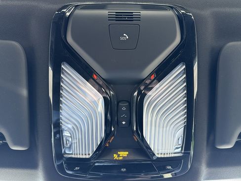 Used 2019 BMW 330i xDrive Sedan w/ Convenience Package image 38