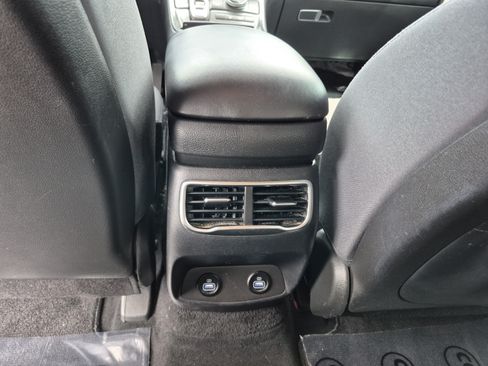 Certified 2023 Hyundai Santa Fe SEL FWD image 15