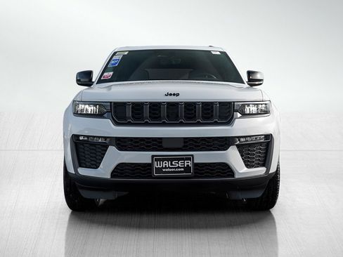 New 2026 Jeep Grand Cherokee Limited image 2