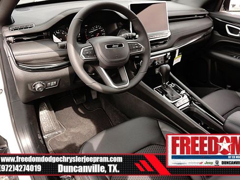 New 2026 Jeep Compass Latitude AWD/4WD image 10