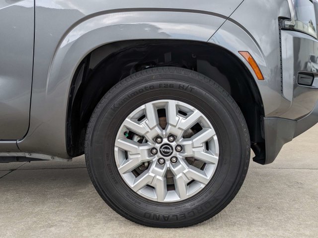 Used 2022 Nissan Frontier SV RWD image 11
