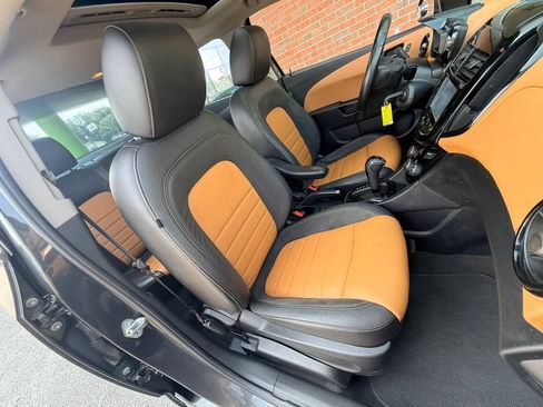 Used 2016 Chevrolet Sonic LTZ w/ Dusk Package FWD image 22