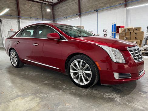 Used 2014 Cadillac XTS Luxury w/ Driver Awareness Package FWD image 6