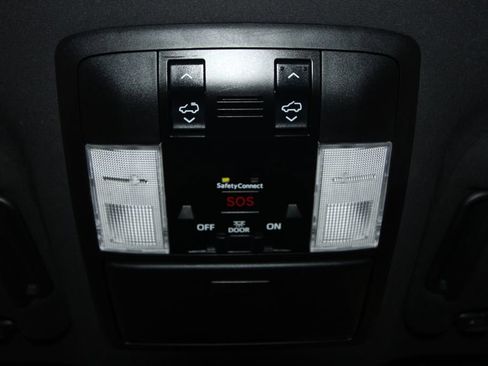 Used 2021 Lexus GX 460 Premium w/ Premium Package AWD/4WD image 19