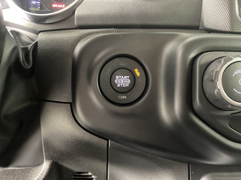 Used 2023 Jeep Wrangler Unlimited Rubicon 4xe AWD/4WD image 24