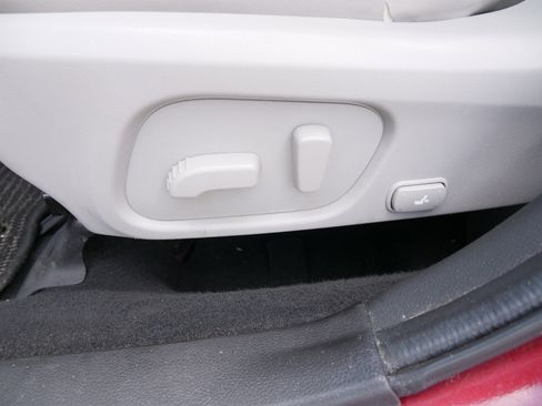 Used 2016 Subaru Forester 2.5i Premium image 17