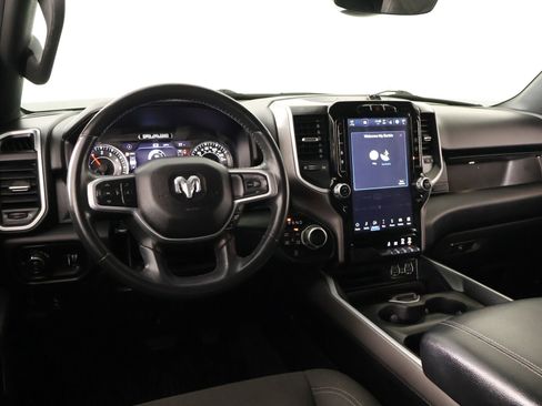 Used 2022 RAM 1500 Big Horn AWD/4WD image 2