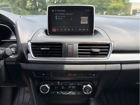 Used 2014 MAZDA MAZDA3 s Grand Touring w/ Technology Package FWD image 16