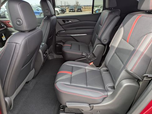 Used 2026 Chevrolet Traverse RS image 12