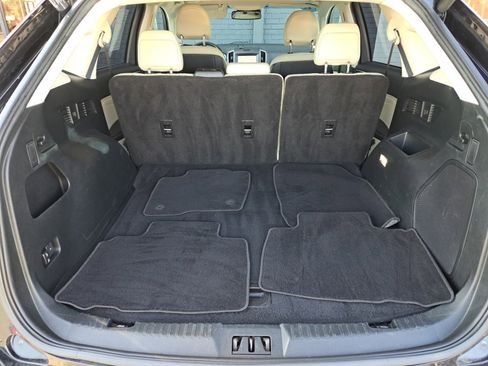 Used 2019 Ford Edge Titanium w/ Equipment Group 301A image 28