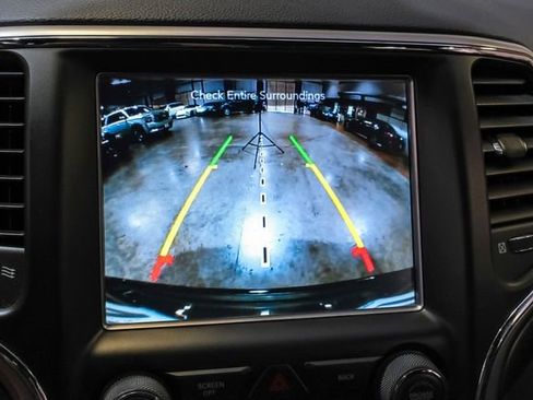 Used 2017 Jeep Grand Cherokee Altitude AWD/4WD image 25