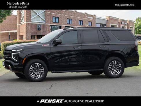 Used 2025 Chevrolet Tahoe Z71 w/ Z71 Off-Road Package image 1