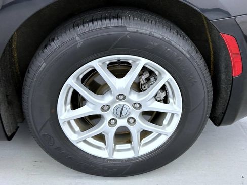 Used 2022 Chrysler Pacifica Touring-L FWD image 20