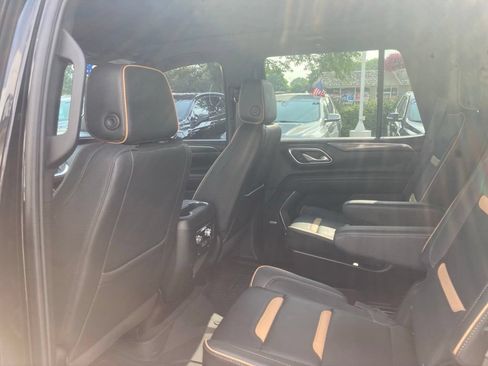 Used 2023 GMC Yukon AT4 w/ LPO, Floor Liner Package AWD/4WD image 16