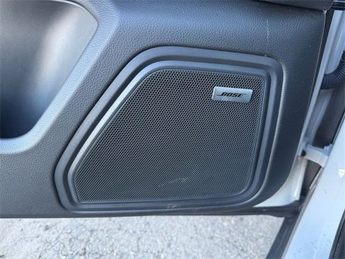 Used 2022 Porsche Macan image 13