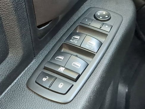 Used 2021 RAM 5500 Tradesman w/ Chrome Appearance Group image 19