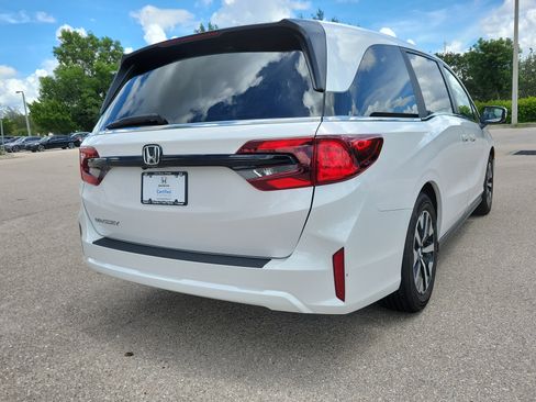 Used 2025 Honda Odyssey EX-L image 6