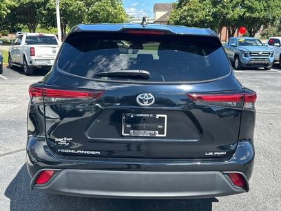 Used 2024 Toyota Highlander LE