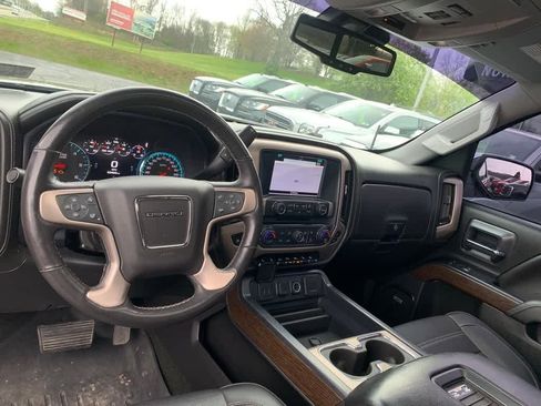 Used 2017 GMC Sierra 1500 Denali w/ Denali Ultimate Package AWD/4WD image 22