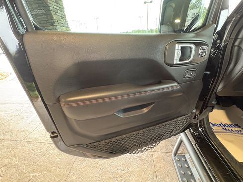 Used 2020 Jeep Gladiator Rubicon AWD/4WD image 20