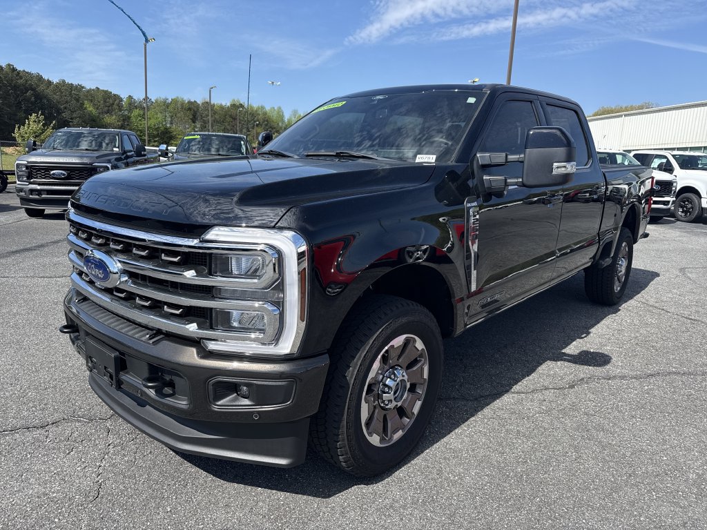 Used 2024 Ford F250 King Ranch AWD/4WD image 3